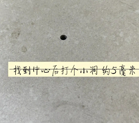 西丰瓷砖空鼓维修公司专业解答在瓷砖铺贴过程中，如果砂料搅拌不均匀，将会带来以下问题